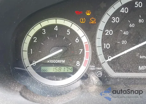 2010 Toyota Sienna Le z USA, uszkodzony, nr VIN 5TDKK4CC1AS334746